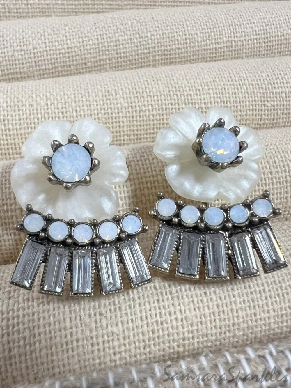 Chloe + Isabel Floral Statement Necklace + Bracelet + Earrings Three Piece Set - Picture 4 of 11
